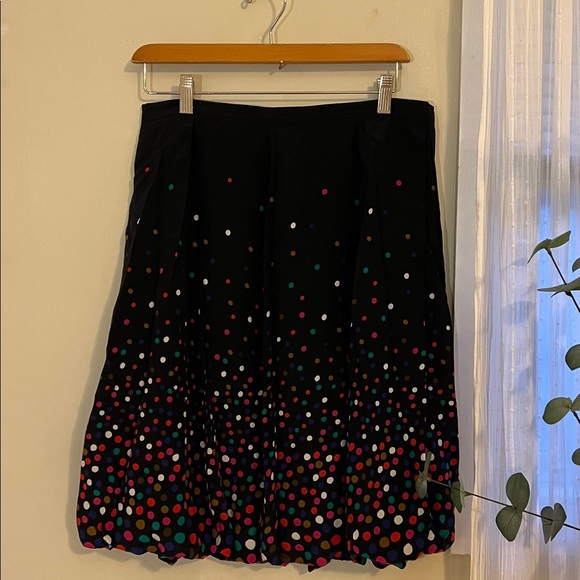 Hobbs London Dresses & Skirts - Pre-loved Hobbs London Polka Dot A-Line Silk Skirt in Black Multicolor